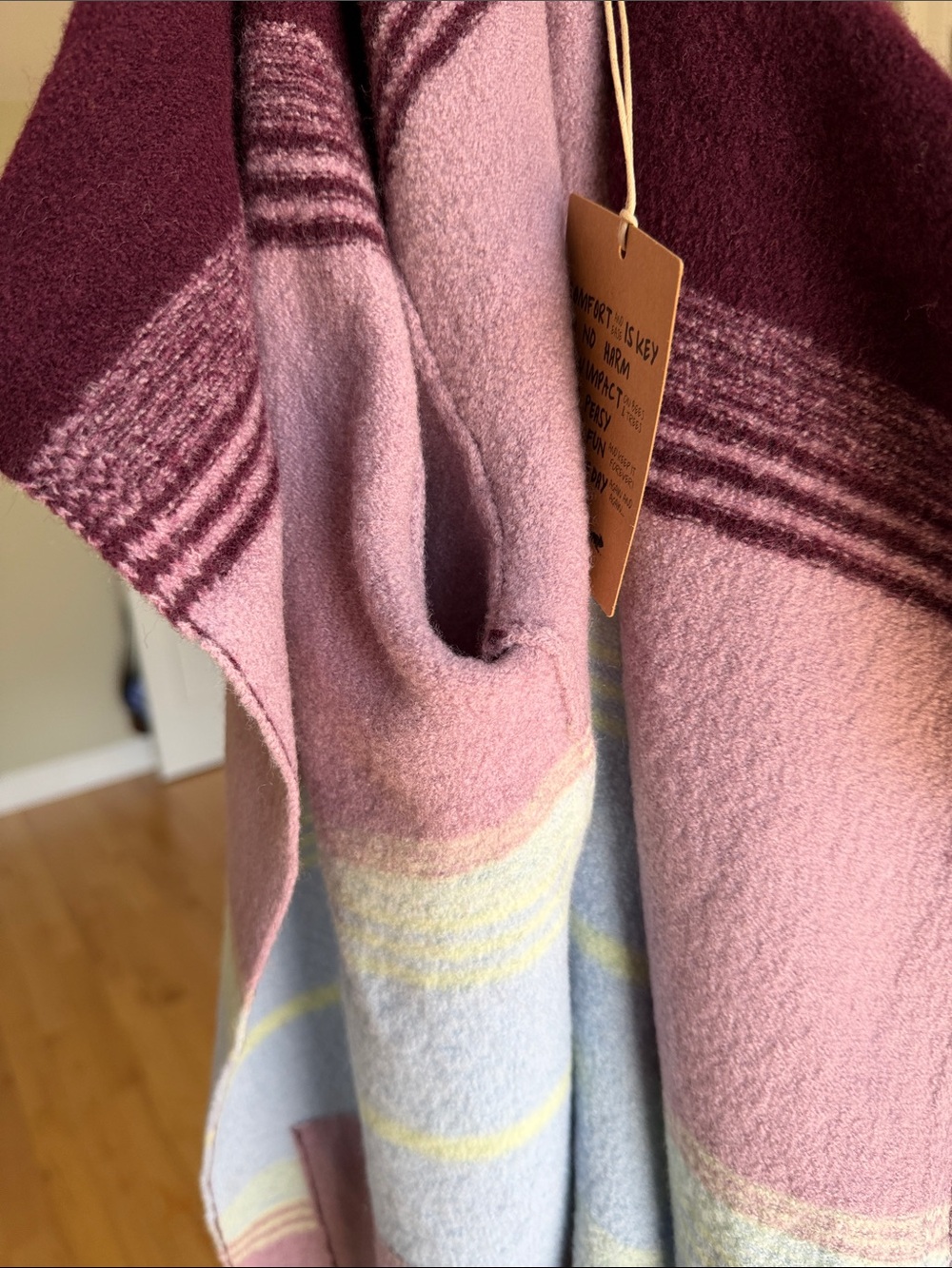 Toad&Co Merino Heartfelt Hoodie - Picture 6 of 6